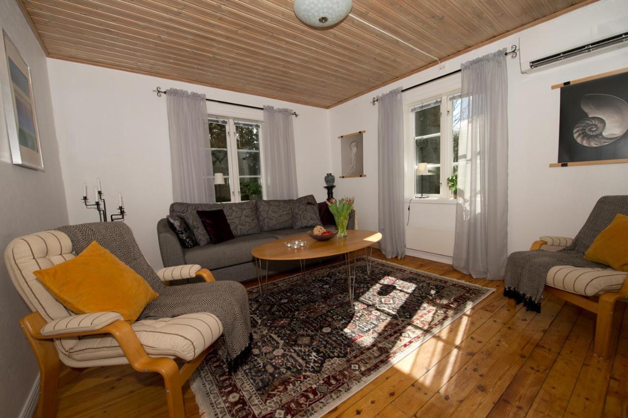 Naturskoent Boende Naera Skoevde Skövde Exterior foto